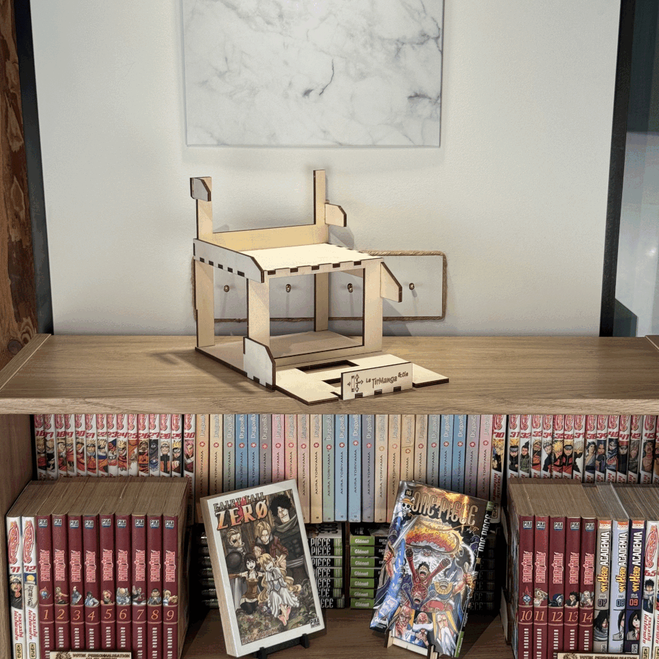 Animation du tiroir de rangement manga TirManga en bois, accès aux mangas à l’avant et à l’arrière sur étagère