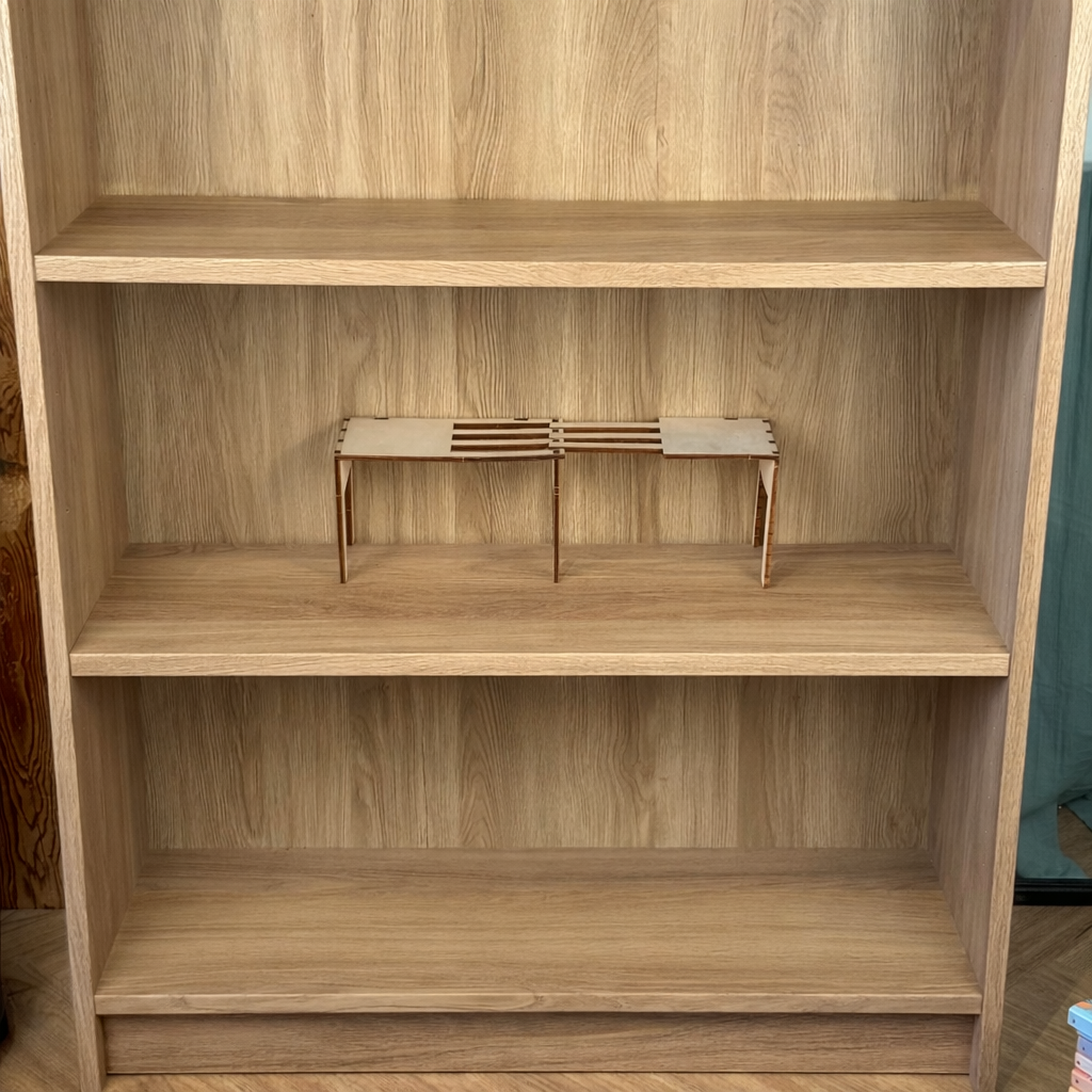 Réhausseur modulable en bois installé sur étagère avant mise en place des mangas